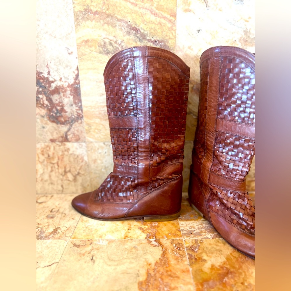 Vintage Brown woven Leather Boots
